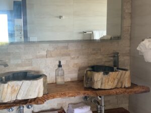 Vacation rental cleaning Grassy Key FL — clean bathroom prepared by Lee Lapid Housekeeping